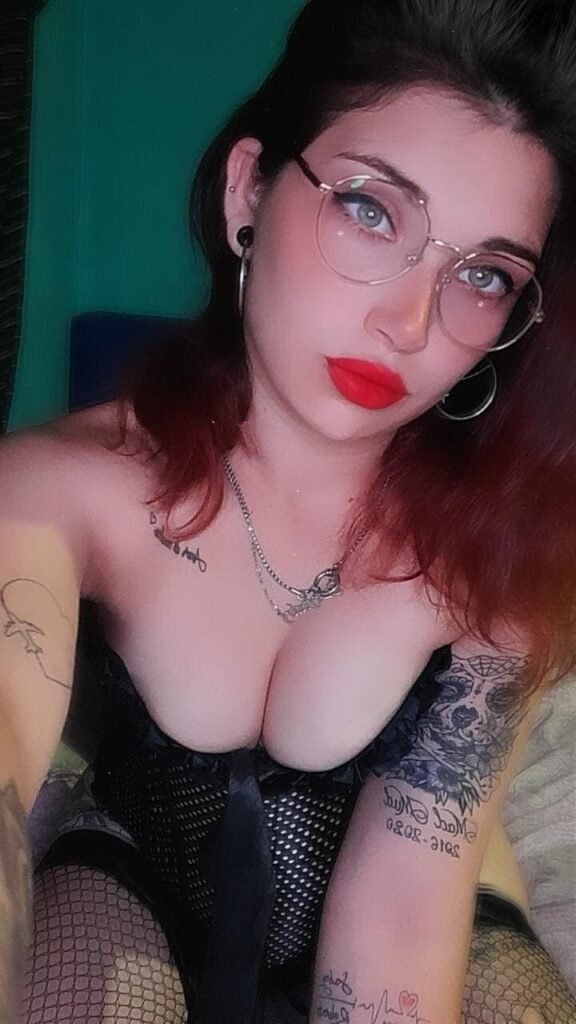 SEXY YOUNG ARGENTINE GIRL